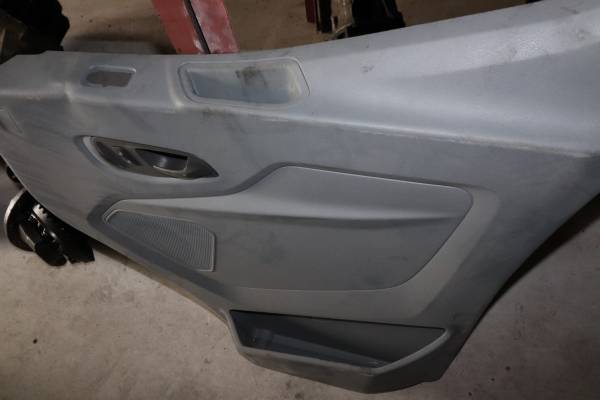 FORD TRANSİT T 350 ÇIKMA PARÇA TRANSİT V363 KAPI DÖŞEMESİ